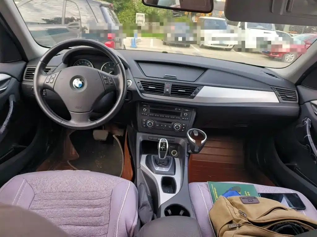 BMW X1 2014 — фото 13