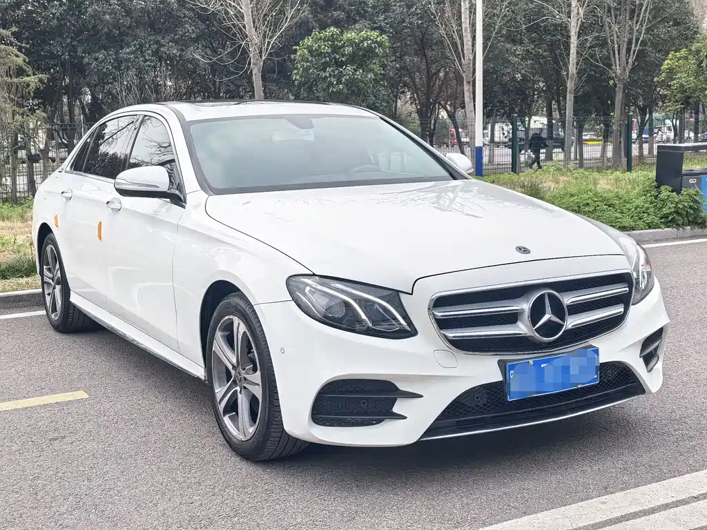 Mercedes-Benz E-Class 2018 — фото 3