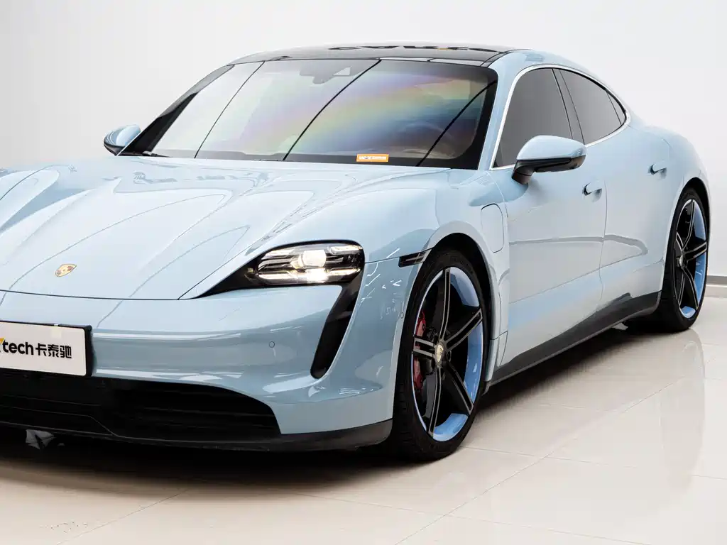 Porsche Taycan 2019 — фото 12