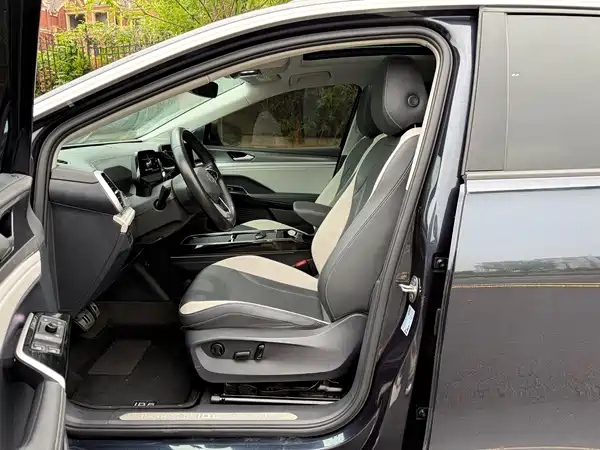Volkswagen ID 6 CROZZ 2021