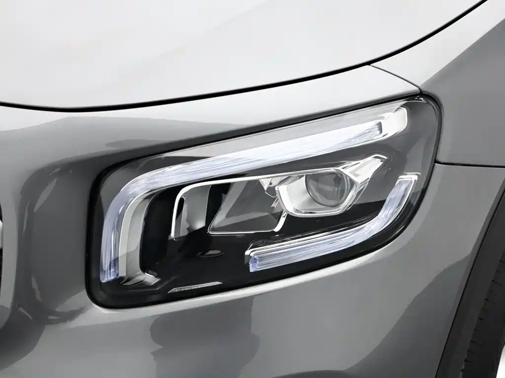 Mercedes-Benz GLB 2023 — фото 20