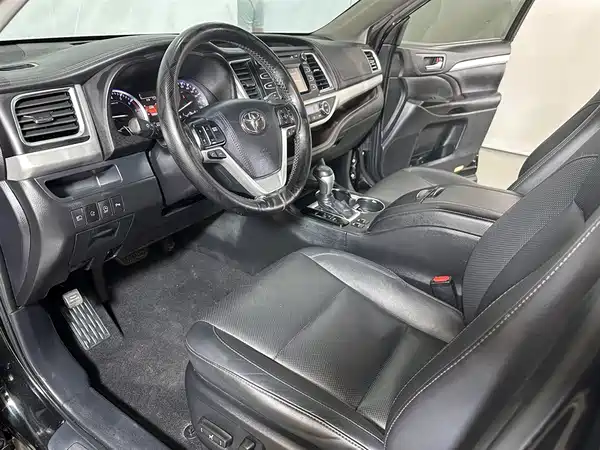 Toyota Highlander 2020