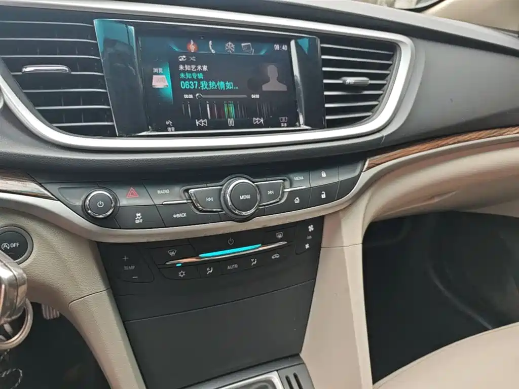 Buick Excelle 2015 — фото 13