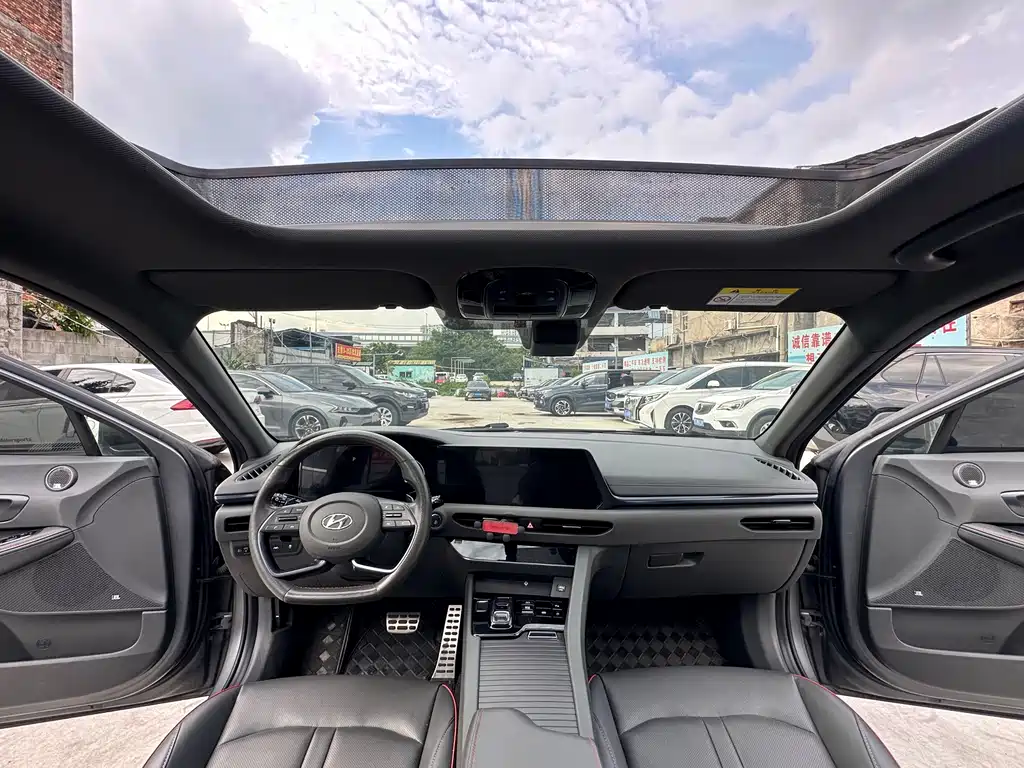 Hyundai Sonata 2023 — фото 10