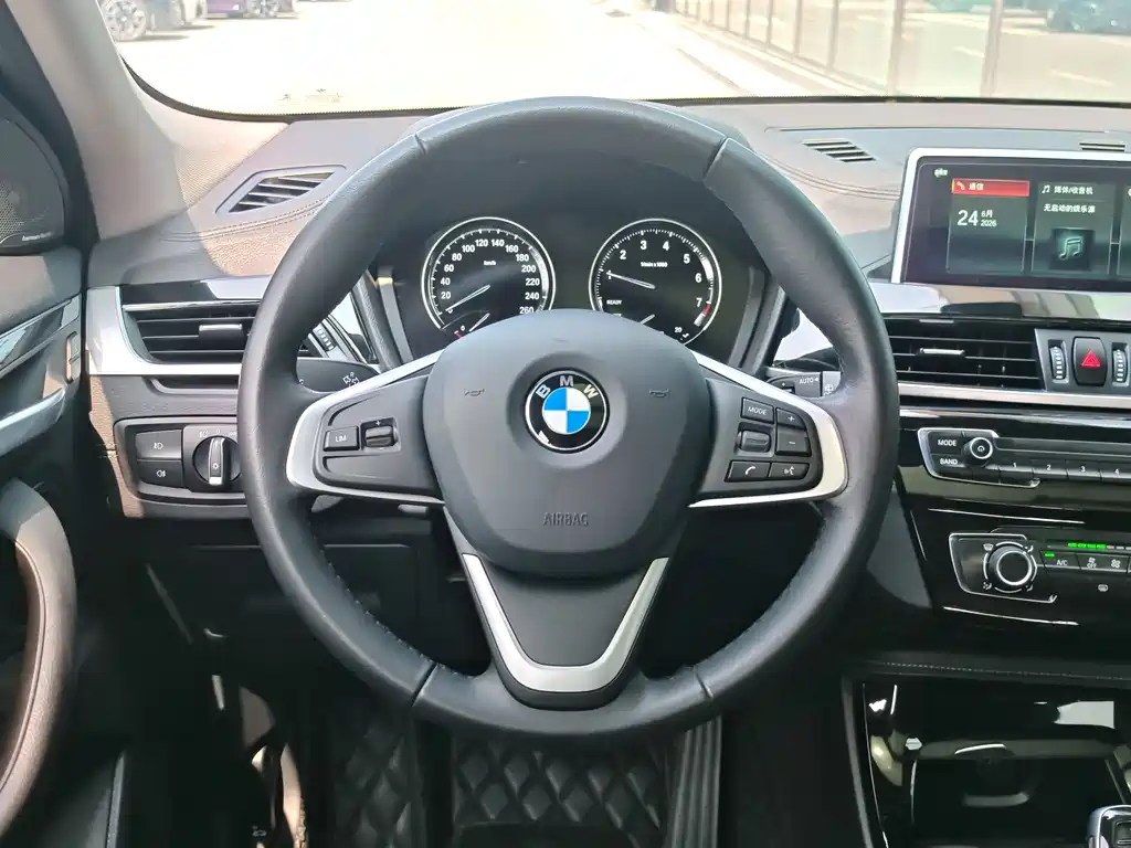 BMW X2 2019 — фото 23
