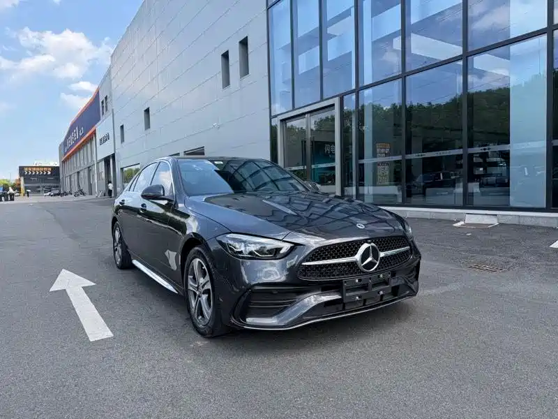 Mercedes-Benz C-Class 2022
