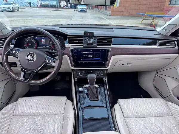 Volkswagen Phideon 2021
