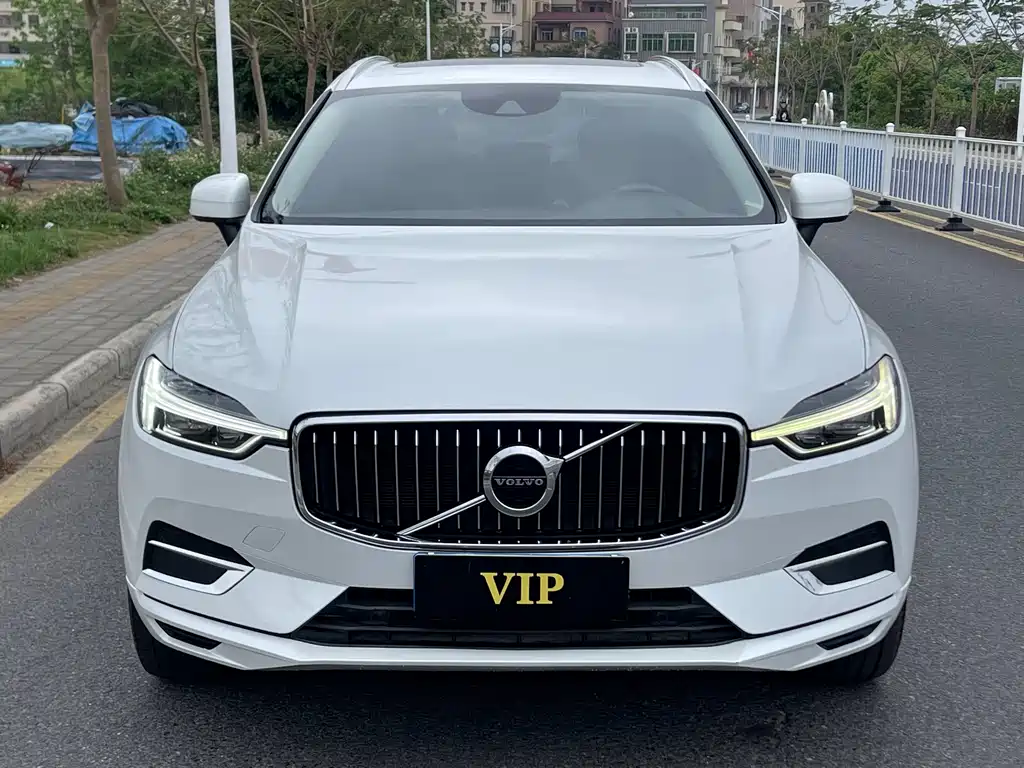 Volvo XC60 2020 — фото 2