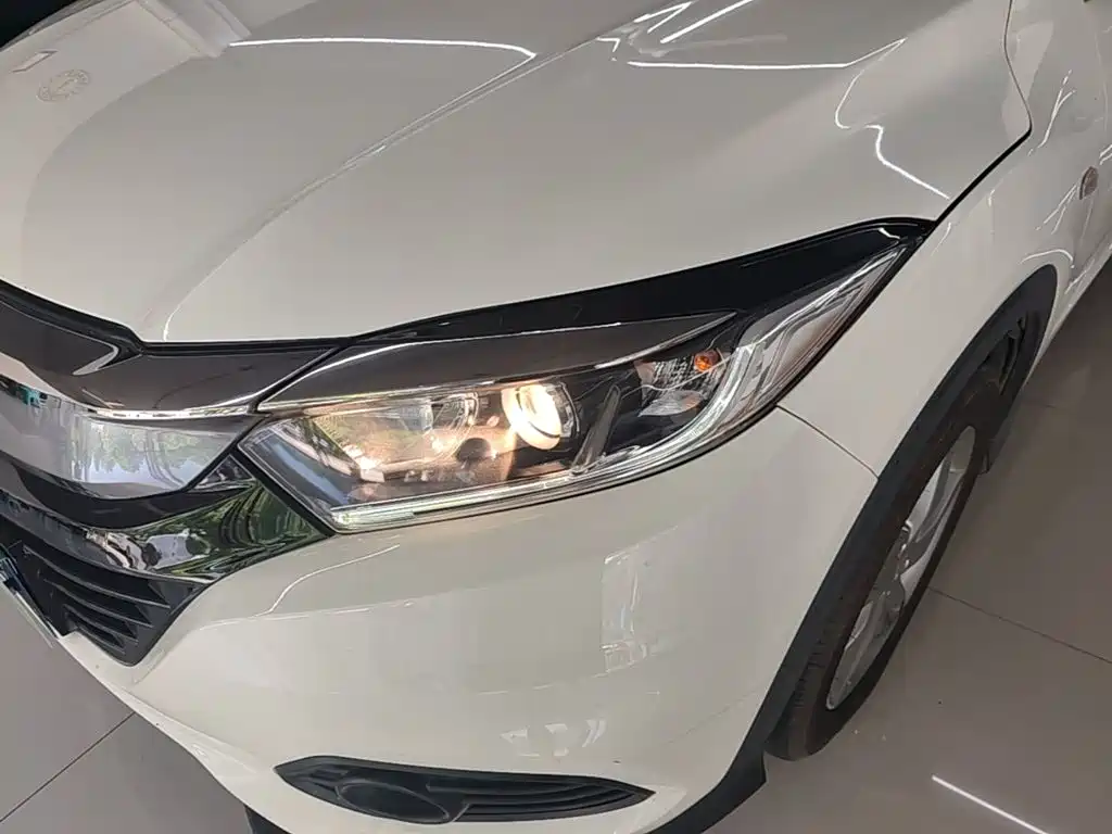 Honda Vezel 2021 — фото 24