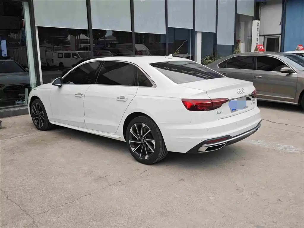 Audi A4L 2022