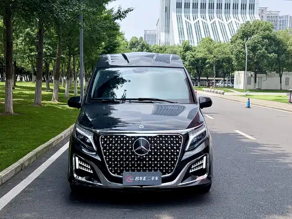Mercedes-Benz Vito 2025