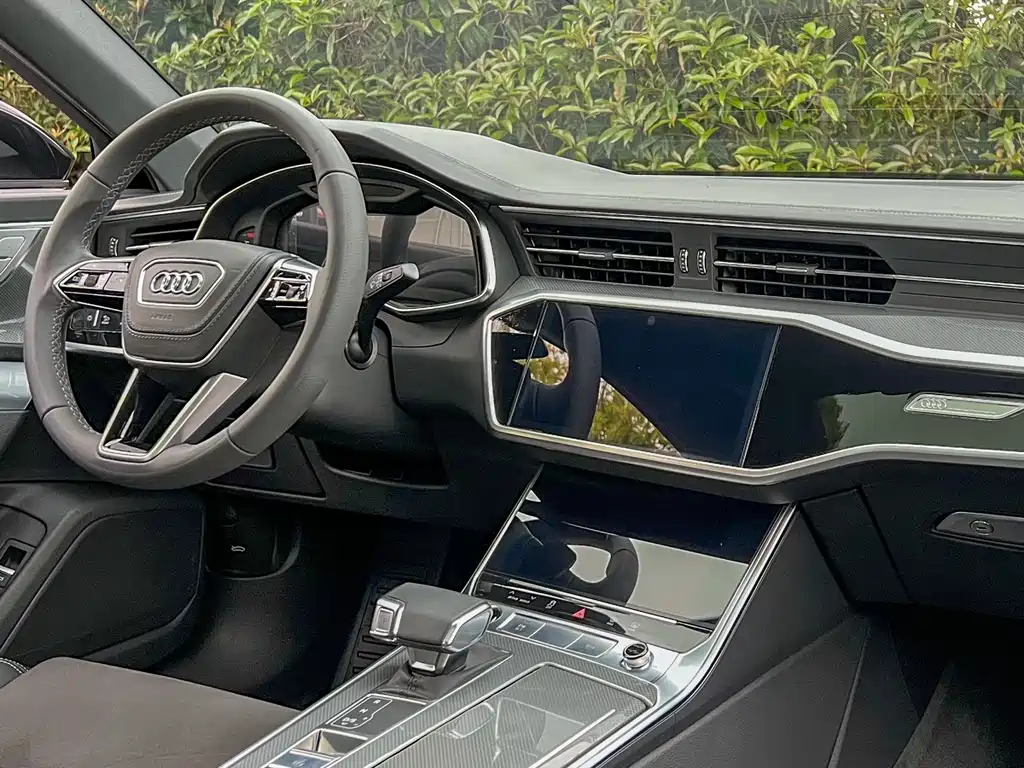 Audi A6L 2024 — фото 13