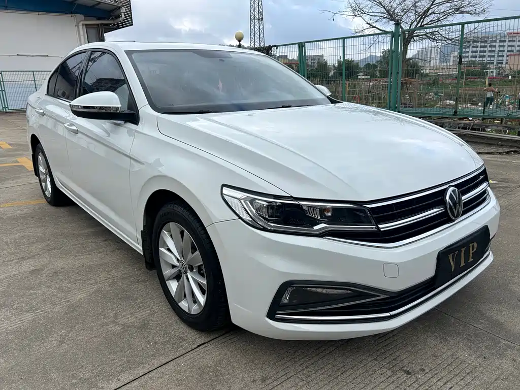 Volkswagen Bora 2021