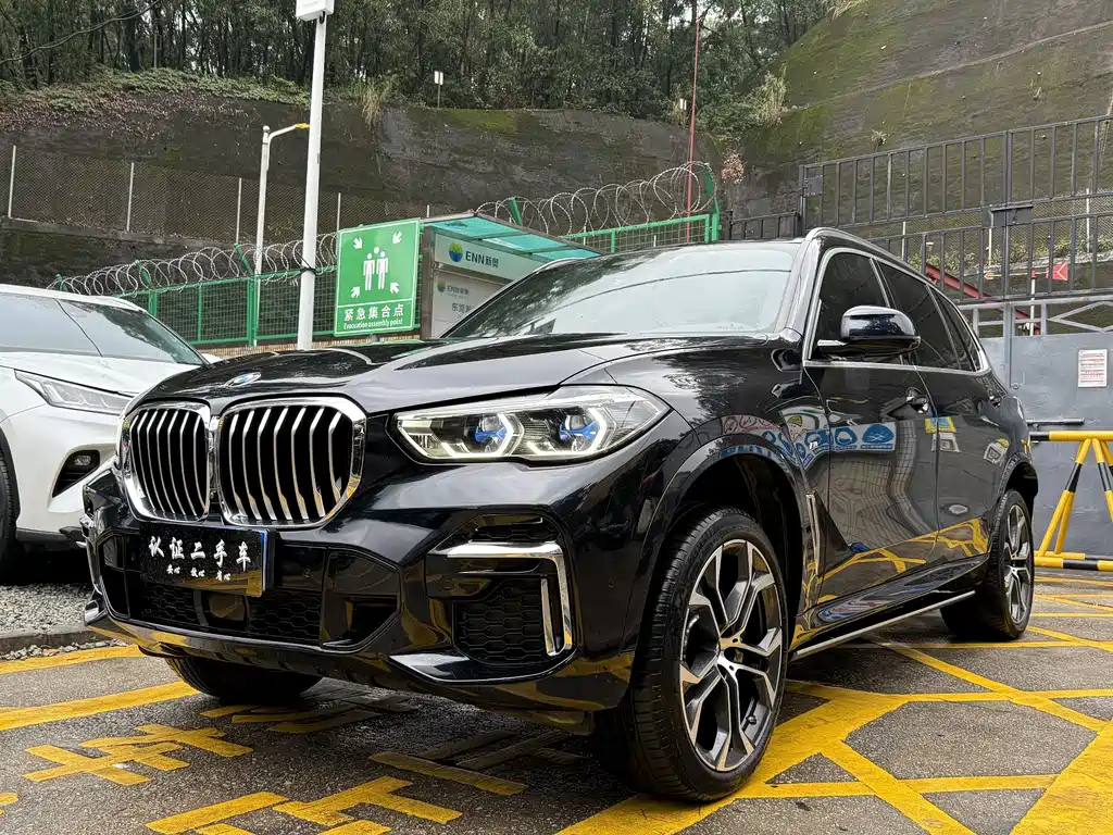 BMW X5 2023 — фото 1
