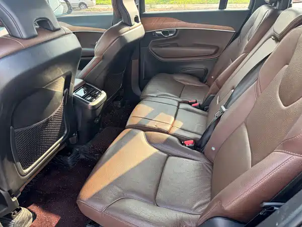 Volvo XC90 2022