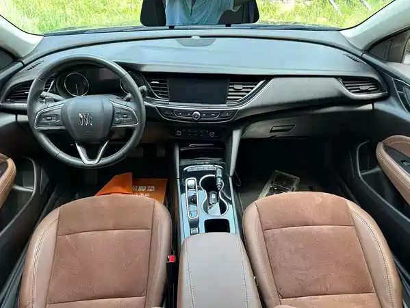 Buick Regal 2024