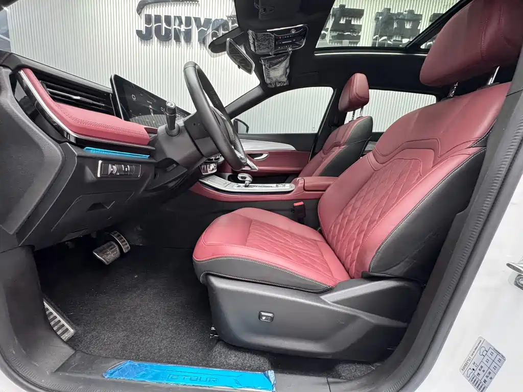 Jetour X70 PLUS 2023 — фото 10