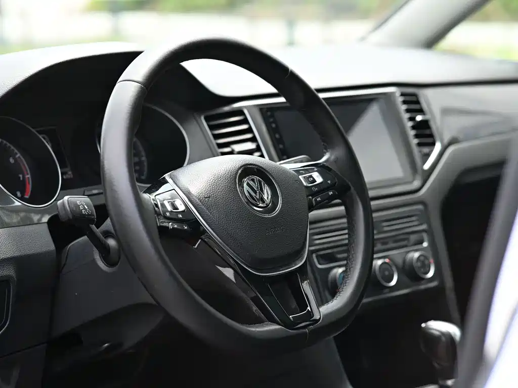 Volkswagen Golf Jialu 2019 — фото 7