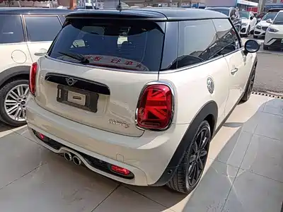 MINI MINI 2019