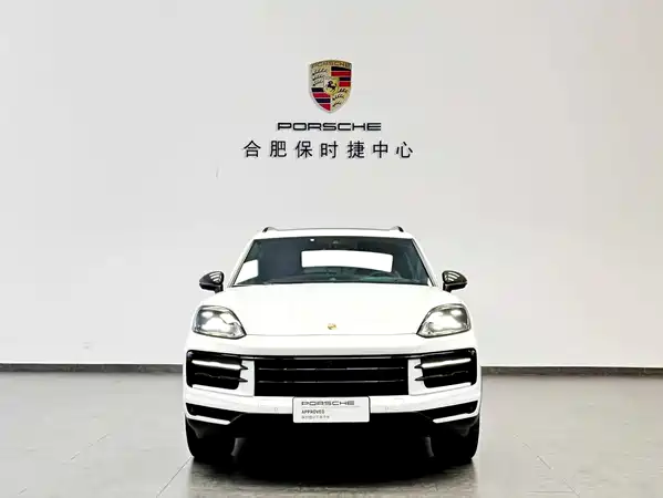 Porsche Cayenne 2024