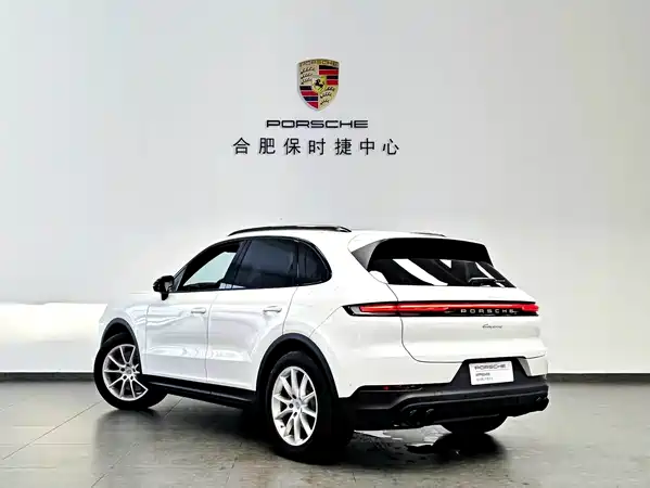 Porsche Cayenne 2024