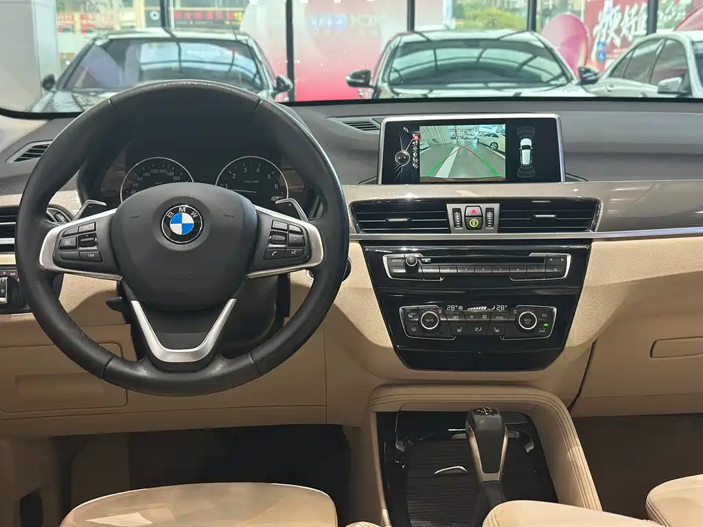 BMW X1 2017 — фото 13