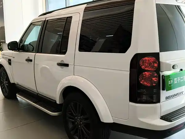 Land Rover Discovery 2016