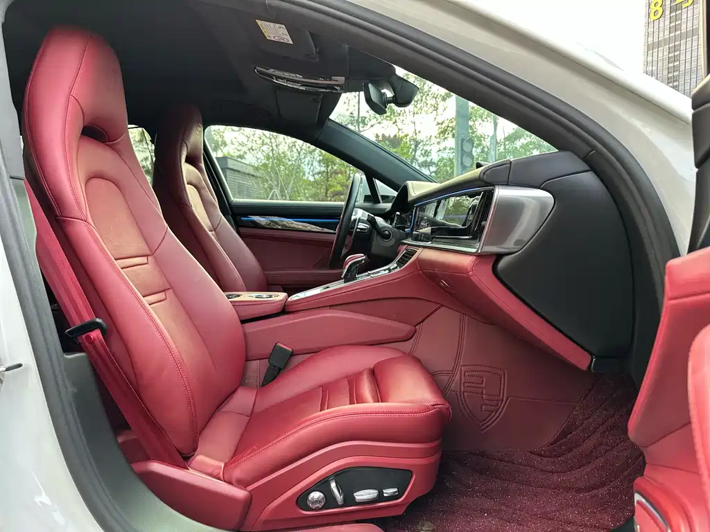 Porsche Panamera 2018 — фото 13
