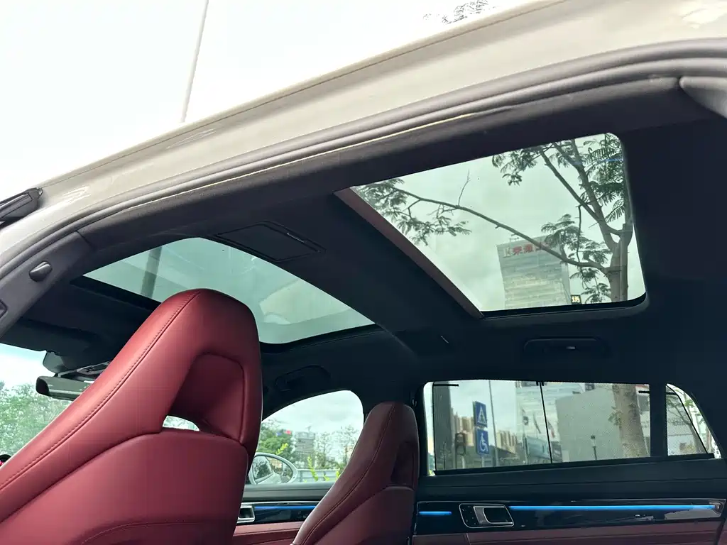 Porsche Panamera 2018 — фото 17