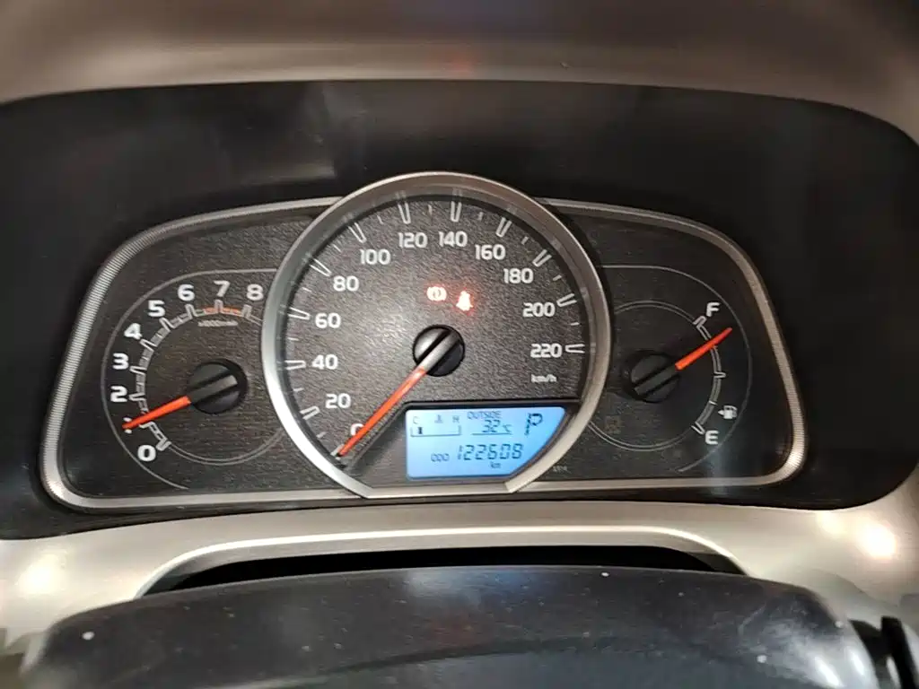 Toyota RAV4 2016 — фото 12