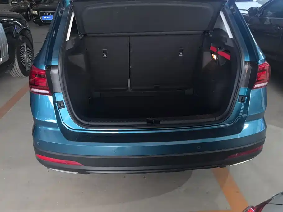 Volkswagen Tharu 2019