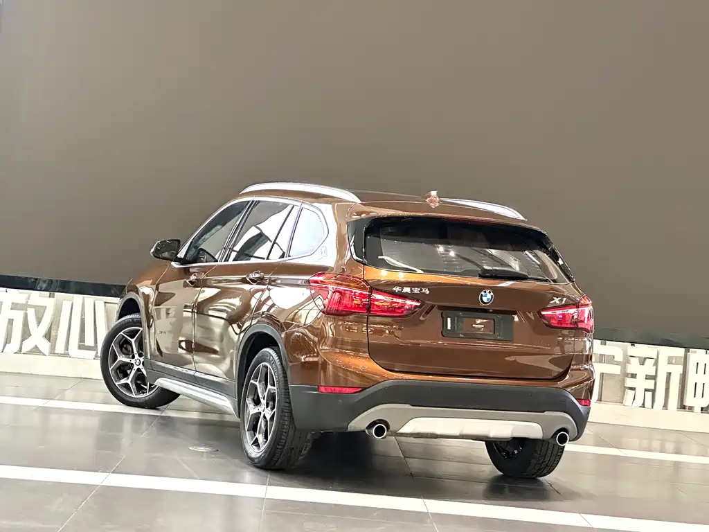 BMW X1 2017 — фото 4