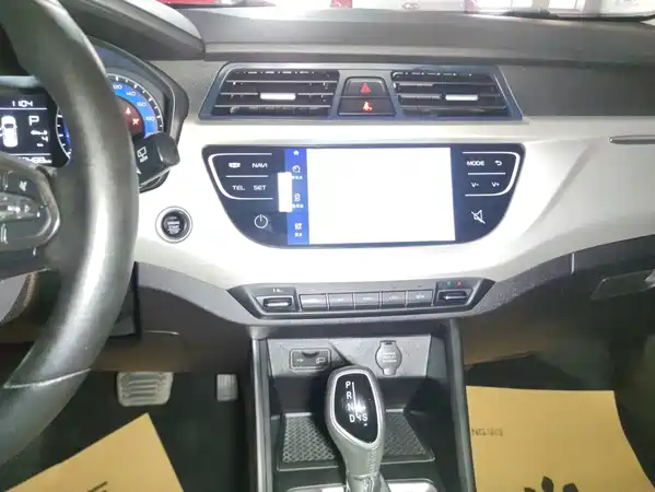 Geely Vision X3 2021