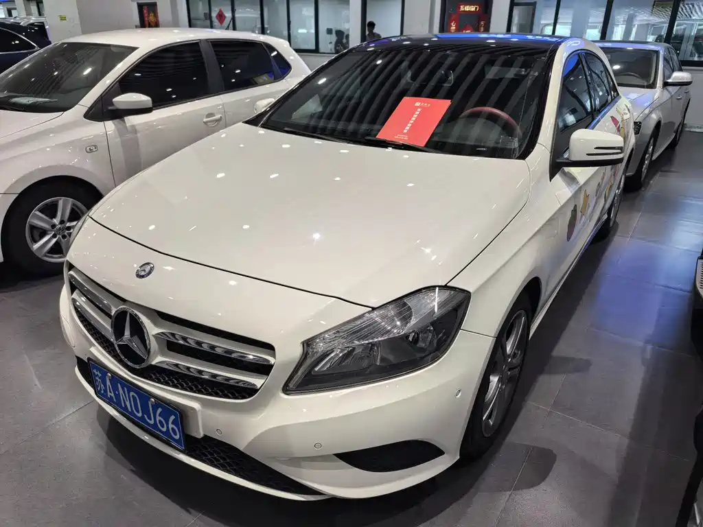 Mercedes-Benz A-Class 2015