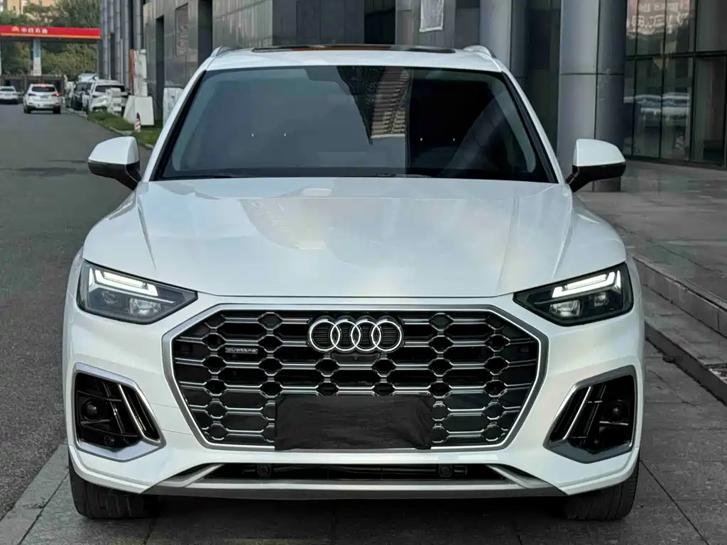 Audi Q5L 2022