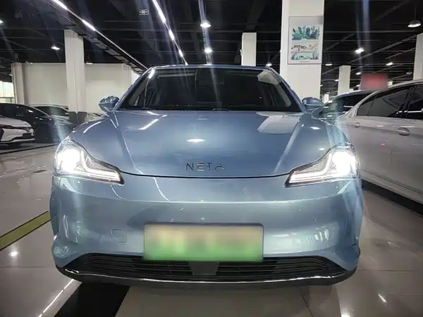 Neta V 2022
