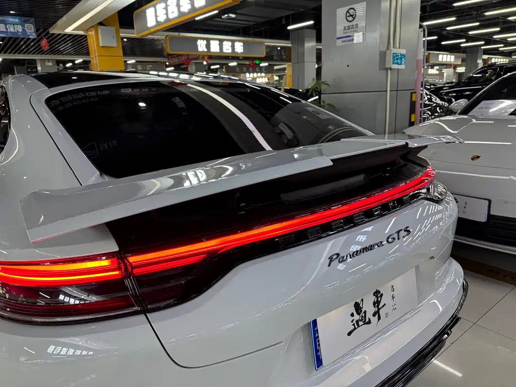 Porsche Panamera 2023 — фото 11