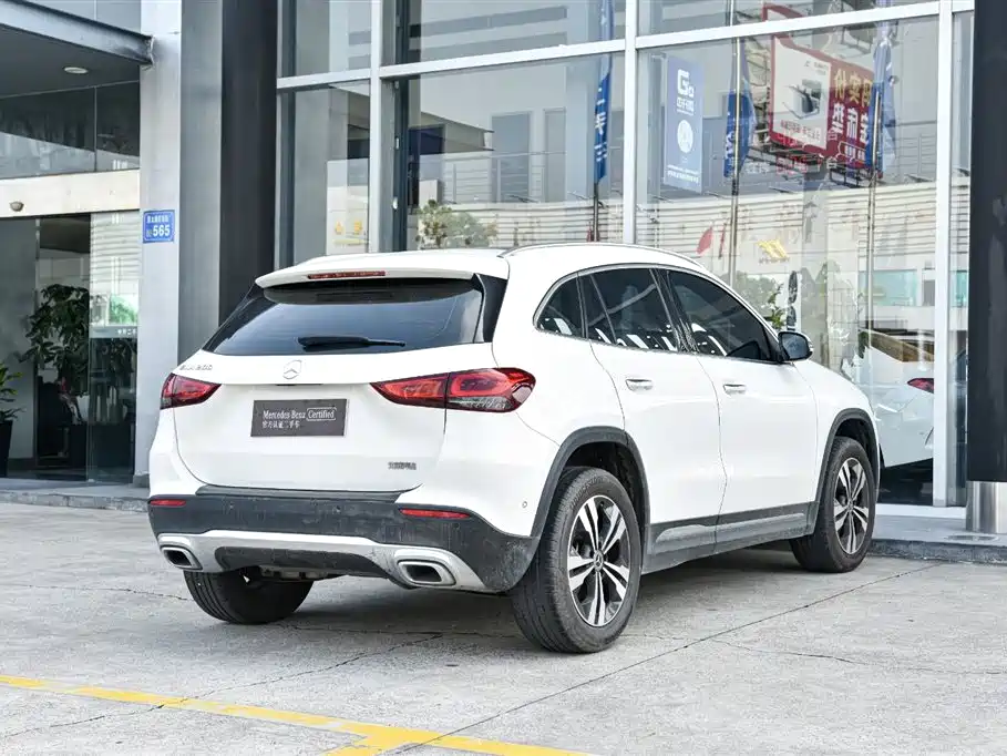 Mercedes-Benz GLA 2024 — фото 5