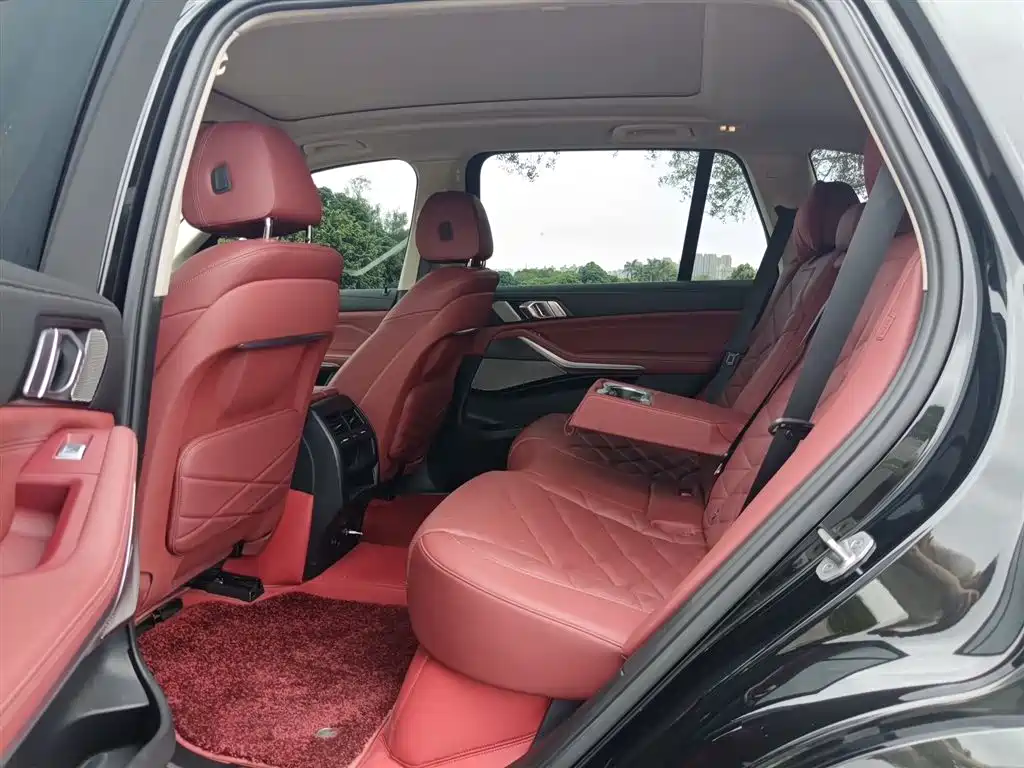 BMW X5 2023