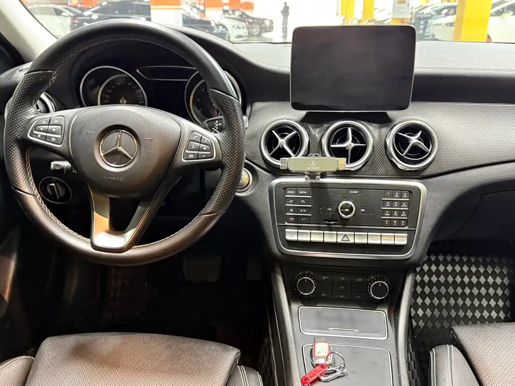 Mercedes-Benz GLA 2019 — фото 17