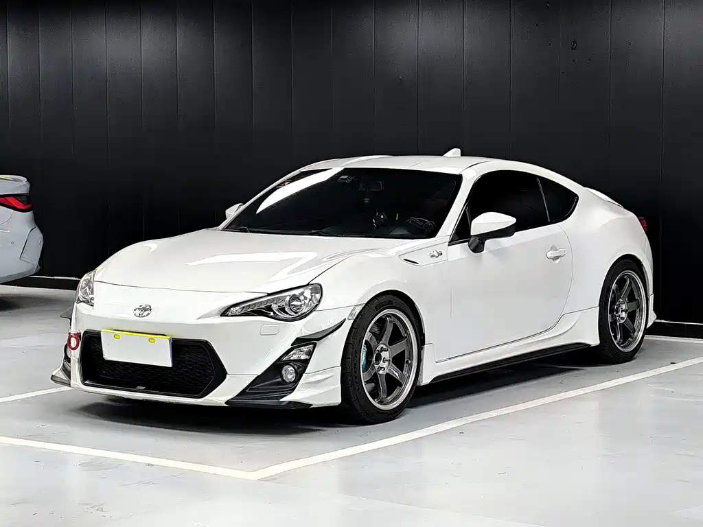 Toyota 86 2013 — фото 1