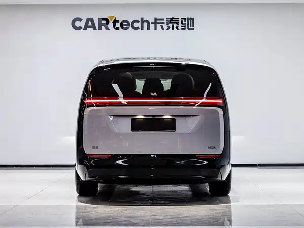 Li Auto MEGA 2025