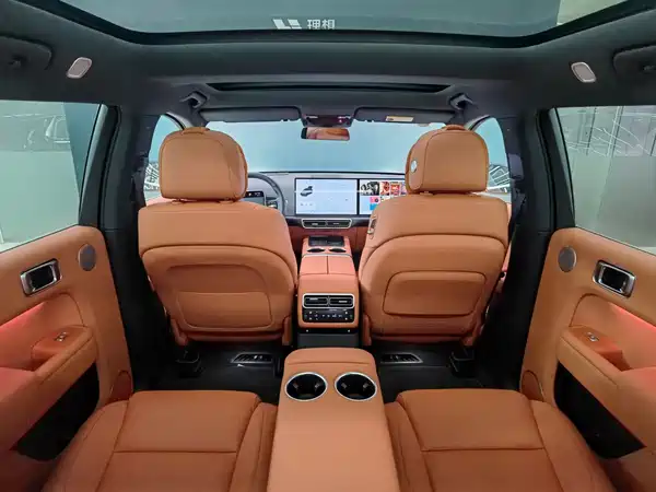 Li Auto L7 2025
