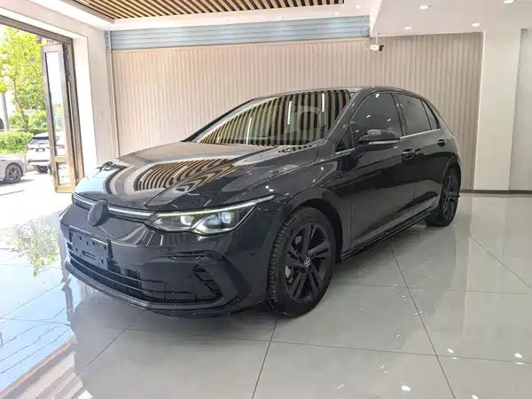 Volkswagen Golf 2023