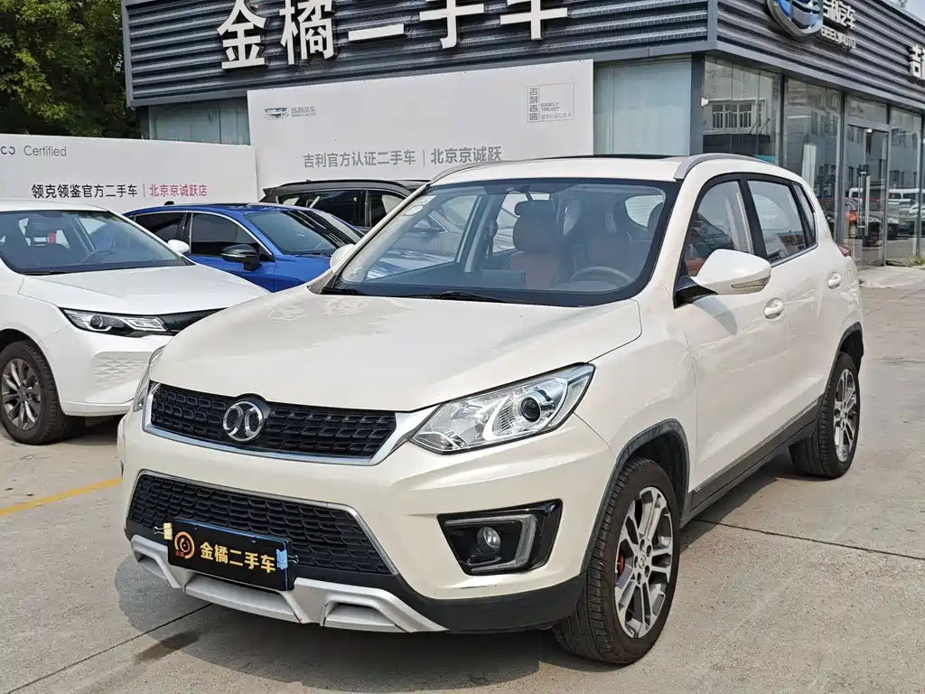 BAIC Shenbao X35 2018 — фото 1