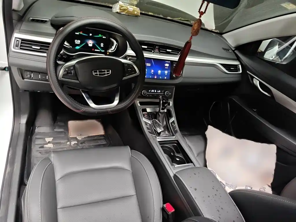 Geely Emgrand 2020 — фото 13