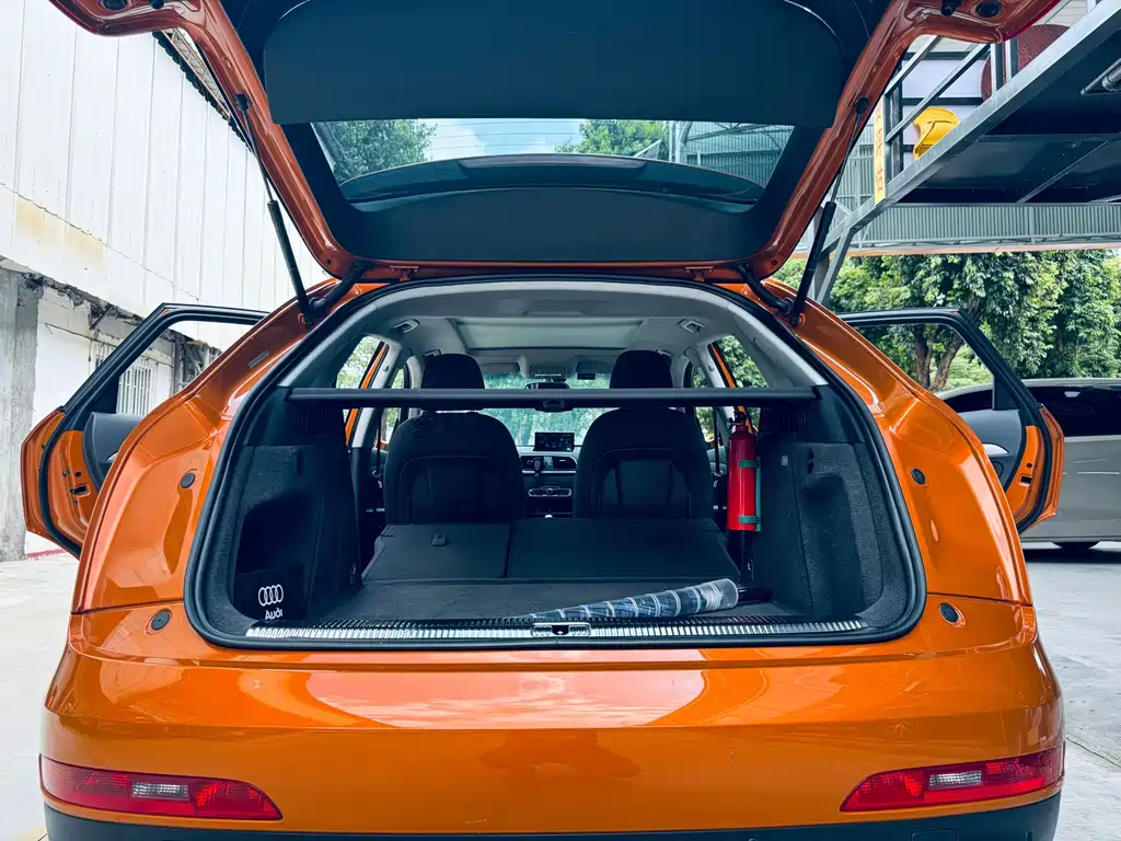 Audi Q3 2015 — фото 22