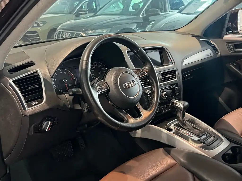 Audi Q5 2016 — фото 12
