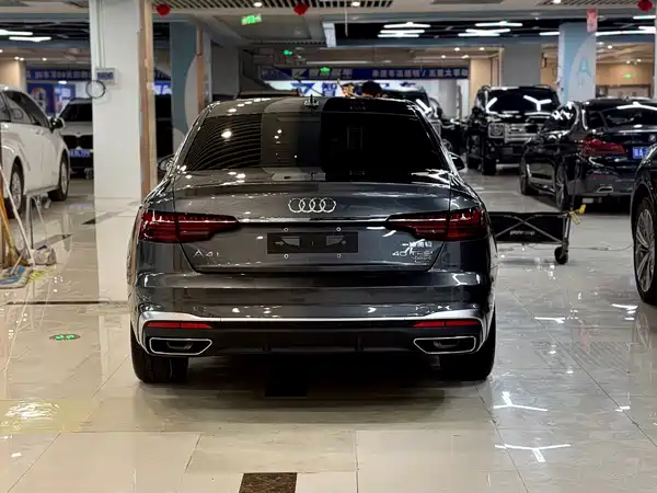 Audi A4L 2022