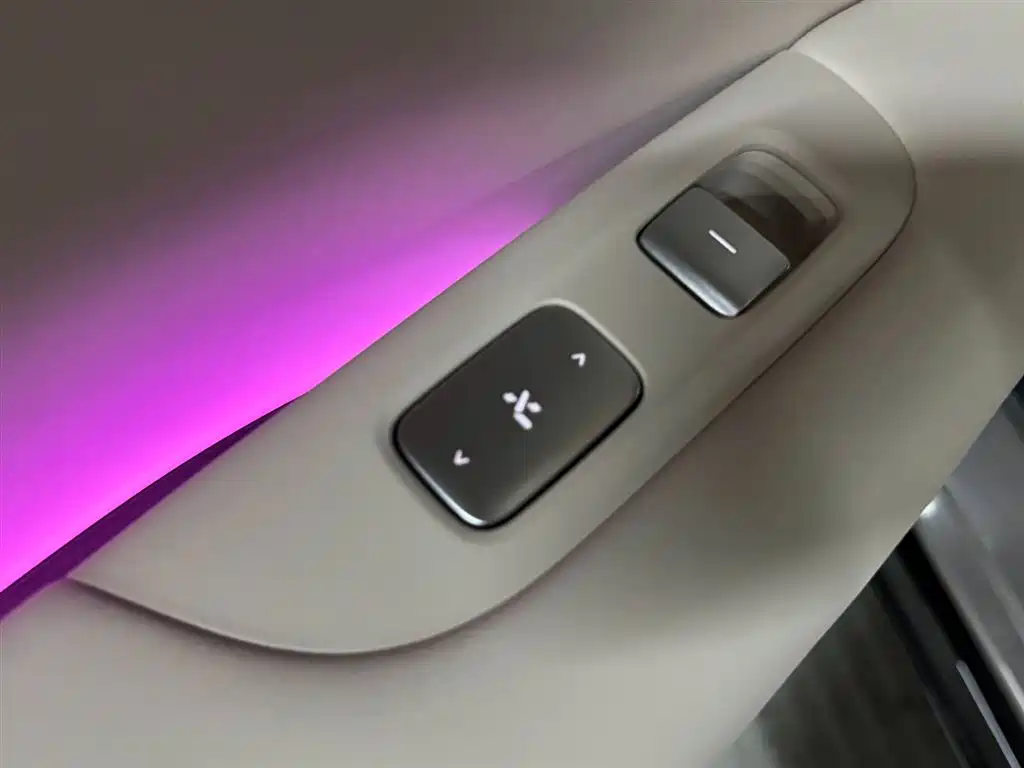 Xiaomi YU7 2025 — фото 20
